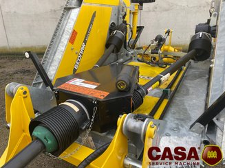 Broyeur à axe horizontal BEDNAR Mulcher MZ 4500