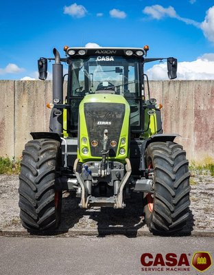 Tracteur agricole Claas Axion 820 cmatic 