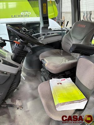 Tracteur agricole Claas Axion 820 cmatic 