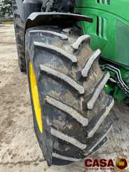 Tracteur agricole John Deere 6R155 avec chargeur 
