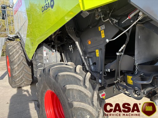 Moissonneuse batteuse Claas TRION 650 
