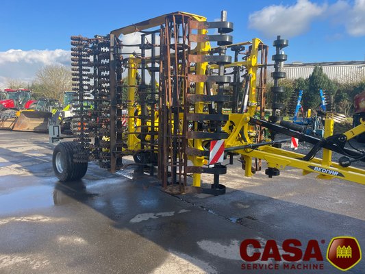 Combiné de préparation de sol BEDNAR SWIFTER SO 5000 PROFI 