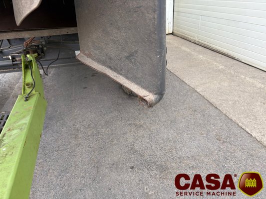 Moissonneuse batteuse Claas Avero 240 