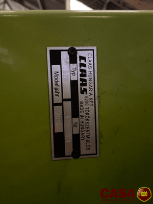 Moissonneuse batteuse Claas Trion 640