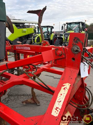 Déchaumeur à dents Quivogne maxiculteur 