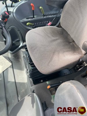 Tracteur agricole Claas Axos 340 cx