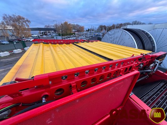Arracheuse de pommes de terre Grimme Evo 280