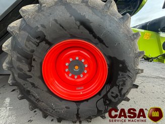 Moissonneuse batteuse Claas Trion 640