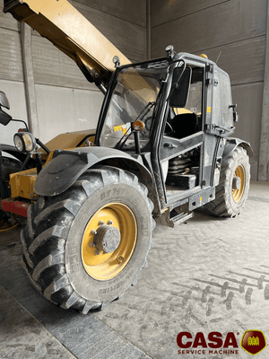 Chariot télescopique agricole Caterpillar TH 407 