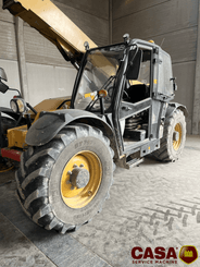 Chariot télescopique agricole Caterpillar TH 407 