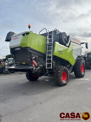 Moissonneuse batteuse Claas Trion 640