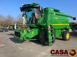Moissonneuse batteuse John Deere T 660 Hil Master 