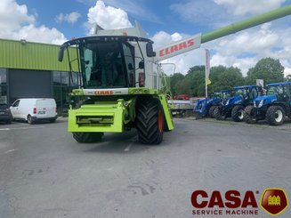 Moissonneuse batteuse Claas LEXION 750 - 4RM