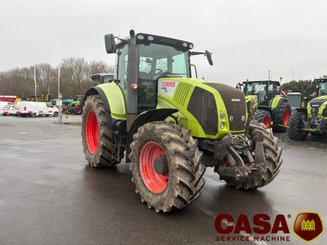 Tracteur agricole Claas axion 810 cis
