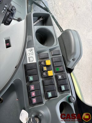 Tracteur agricole Claas Axion 830 Cmatic 