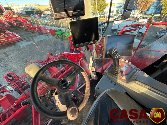 Arracheuse de pommes de terre Grimme VENTOR