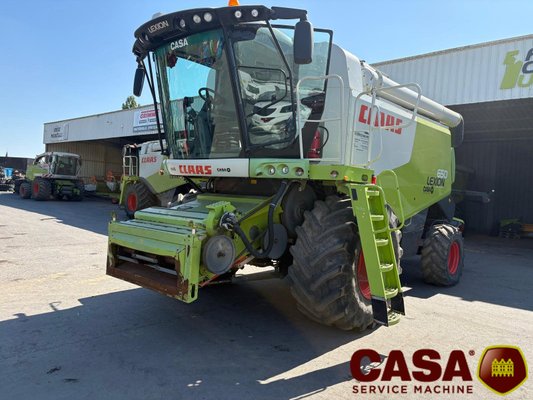 Moissonneuse batteuse Claas Lexion 650