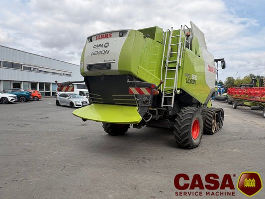 Moissonneuse batteuse Claas Lexion 670 TT