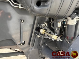 Moissonneuse batteuse Claas TRION 650 