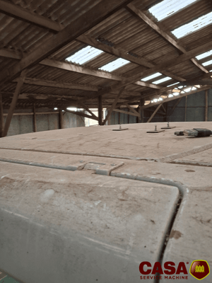 Moissonneuse batteuse Claas Avero 240 