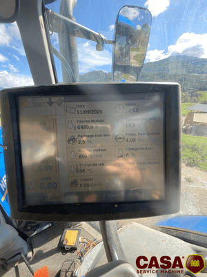 Tracteur agricole New Holland T 7.230 chargeur 