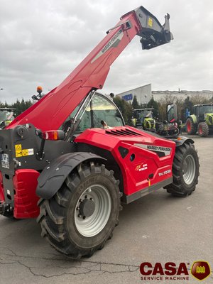 Chariot télescopique agricole MF TH 7038 