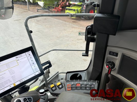 Moissonneuse batteuse Claas Trion 750