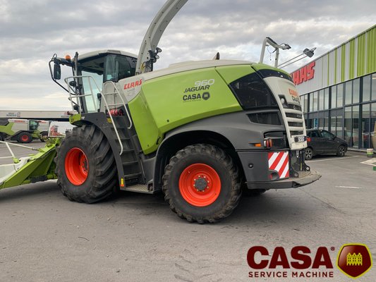 Ensileuse automotrice Claas Jaguar 960