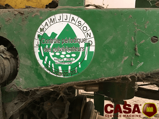 Pulvérisateur traîné John Deere 724