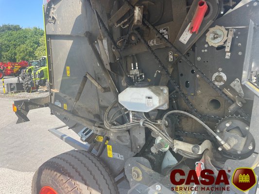 Presse à balles rondes Claas Variant 470 