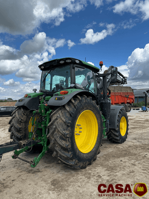 Tracteur agricole John Deere 6R155 avec chargeur 