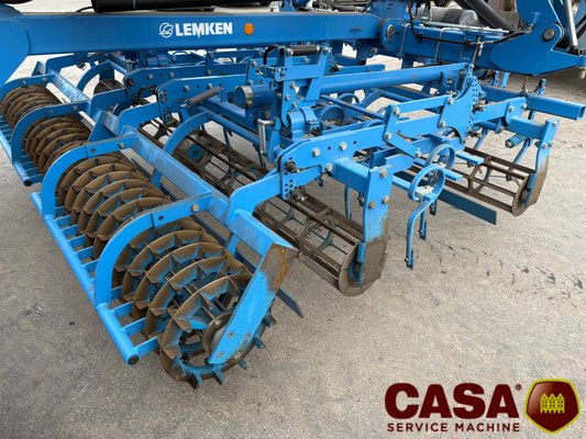 Combiné de préparation de sol Lemken kompactor