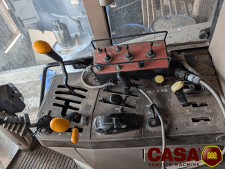 Tracteur agricole John Deere 6010 SE