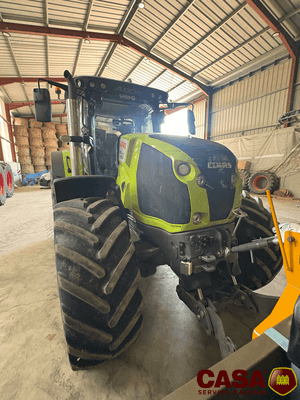 Tracteur agricole Claas Axion 870 Cmatic 