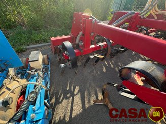 Déchaumeur à dents Kongskilde VF 7440 H 