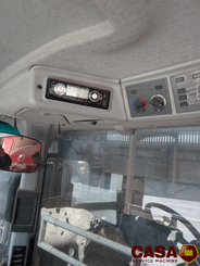 Tracteur agricole Claas Arion 530 avec chargeur 