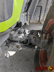 Tracteur agricole Claas Arion 530 avec chargeur 