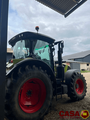 Tracteur agricole Claas Arion 610 CIS 