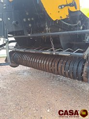 Presse à balles rondes New Holland BR 7070