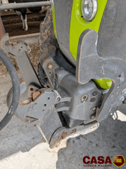 Tracteur agricole Claas Arion 530 avec chargeur 