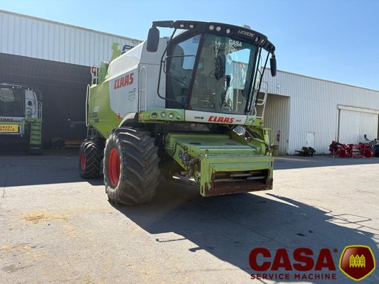 Moissonneuse batteuse Claas Lexion 650