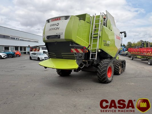 Moissonneuse batteuse Claas Lexion 670 TT