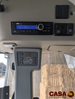 Tracteur agricole Claas axion 820 cis 
