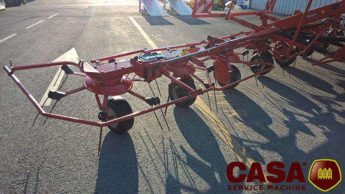 Faneur Kuhn GF 8702