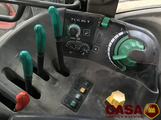 Tracteur agricole Renault ares 816