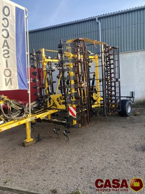 Combiné de préparation de sol BEDNAR SO 6000 profi 