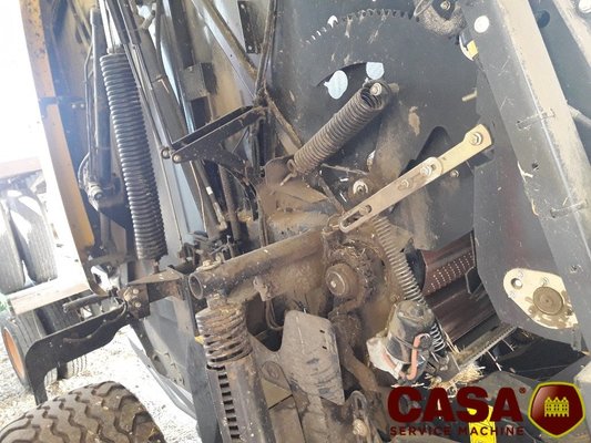 Presse à balles rondes New Holland ROLL BET 180