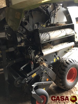 Presse à balles rondes Claas variant 380