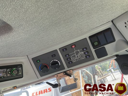 Tracteur agricole Claas Axion 800 CIS 