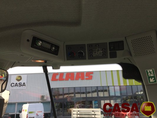 Tracteur agricole Claas Arion 610 Advance 